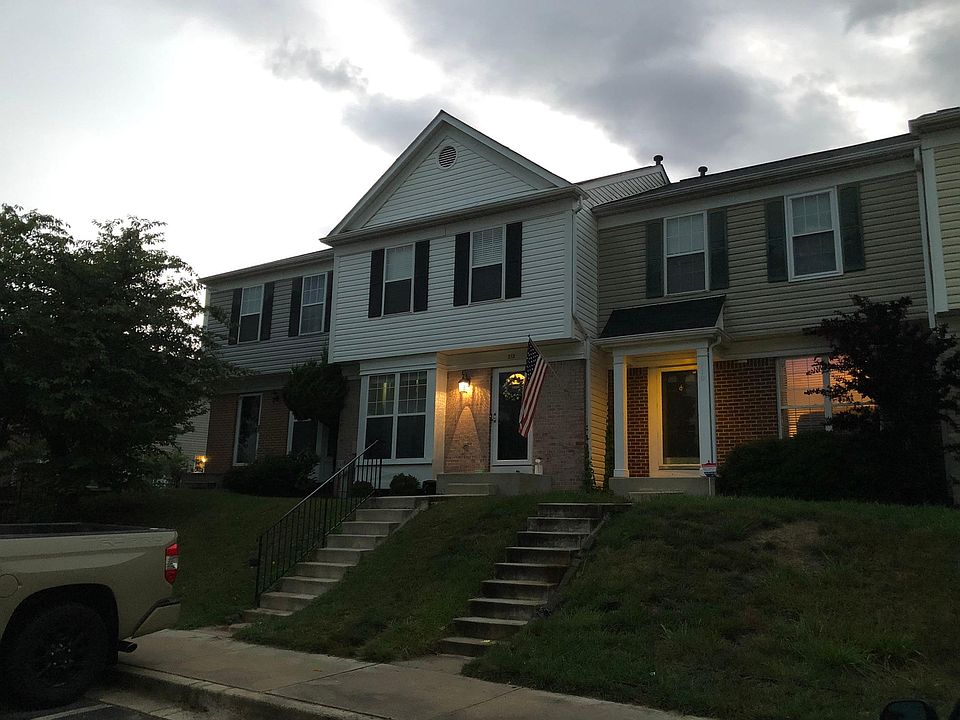 Front of Townhome