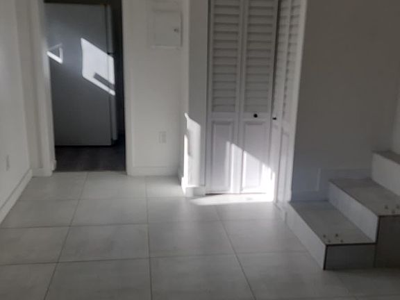 5th image of 335 W 60th St #A