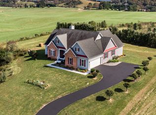 170 Pear Blossom Ln, Natural Bridge, VA 24578