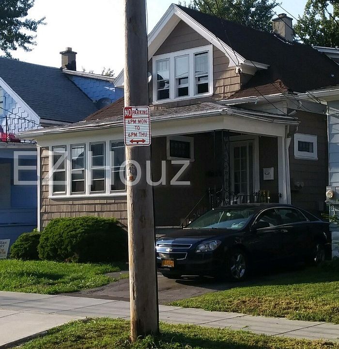 1st image of 42 Phyllis Ave