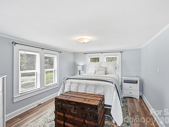 5th image of 32372 Hugh Rd