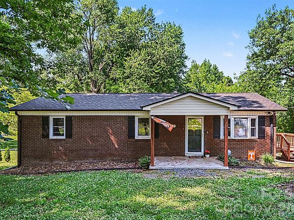 2nd image of 1577 Timberlake Dr