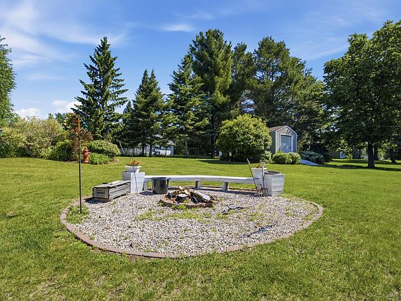 5th image of 728 Lake Forest Cir