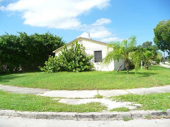 4th image of 4001 E GREENWOOD Avenue