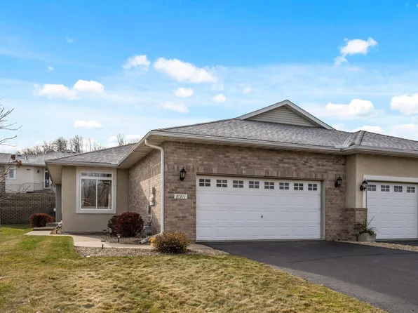 8911 Preserve Trl, Savage, MN 55378