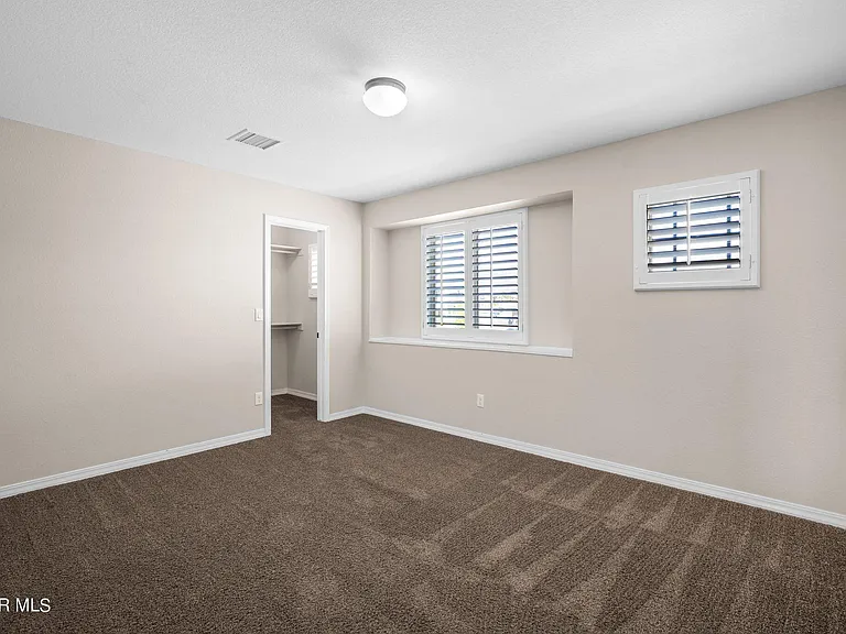 7877 Enchanted View Dr — Photo 31