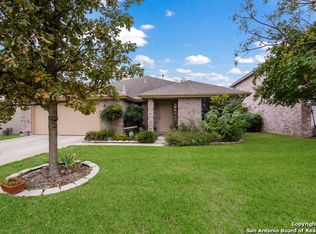 495 Emelia St, Universal City, TX 78148