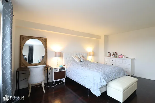 Sold by Kian Realty | media 25