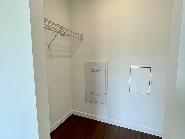 Spur Apartments — Photo 169