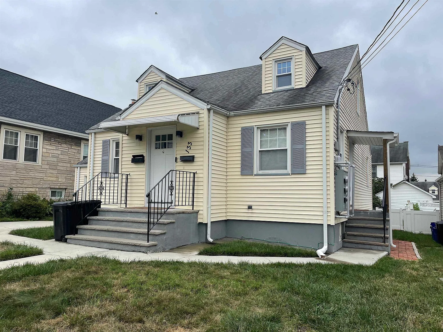 2 bed, 1.0 bath, $2,500 — Photo 1