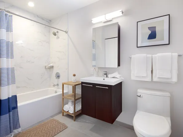 5 Bay Street image 9 of 14