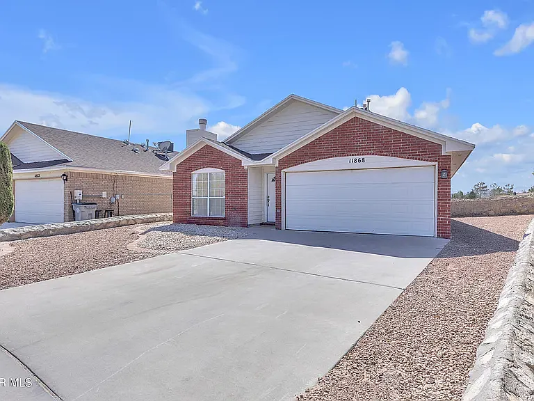 11868 Oak Crossing Dr — Photo 3