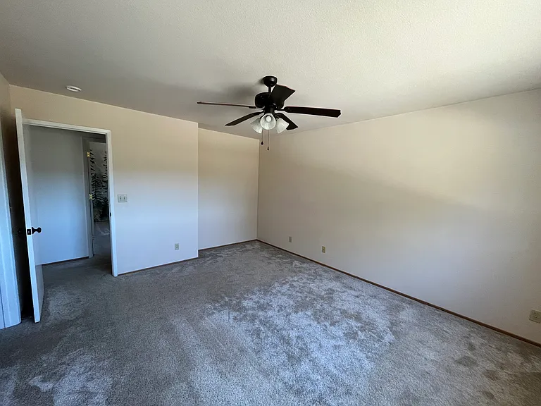 8664 Deschutes Rd — Photo 10