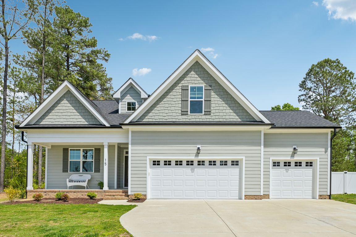 Arbor Dr-S1404-001