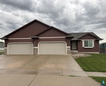 2913 S Grinnell Ave, Sioux Falls, SD, 57106