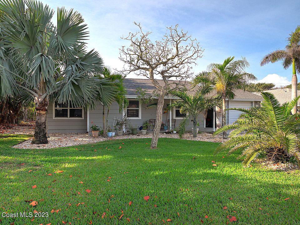 1st image of 99 Pelican Dr