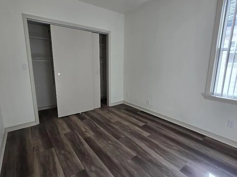 1364 Fremont Pl — Photo 8