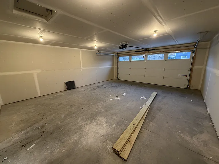 1124 Garfield Ave — Photo 8