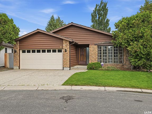 2nd image of 18 Lakeview Place