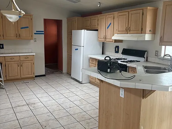 6824 W Pierce St, Phoenix, AZ 85043