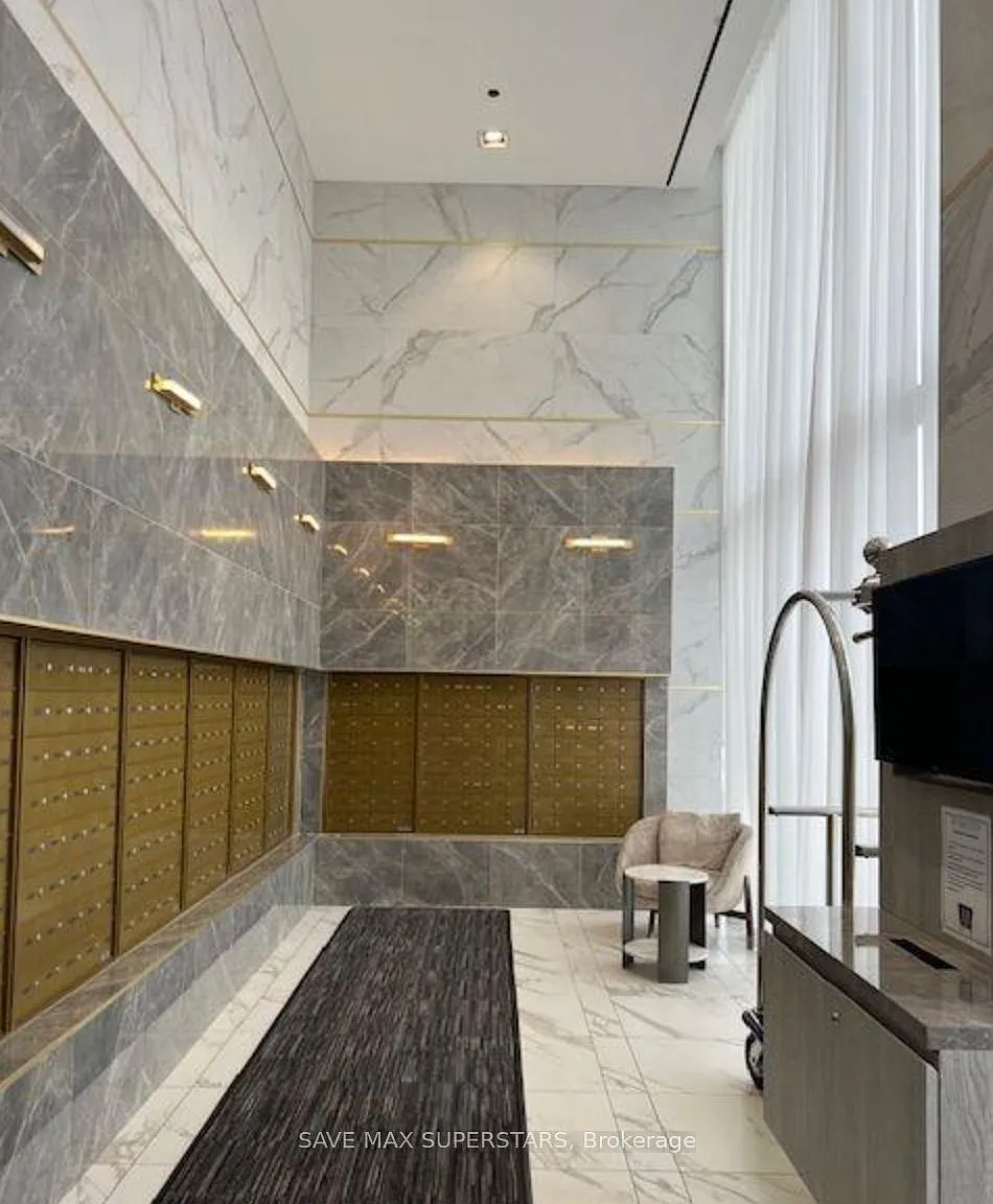 1 bed, $1,100 — Photo 3
