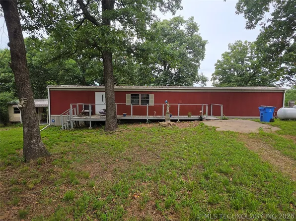 416335 Lagoon Dr, Checotah, OK 74426