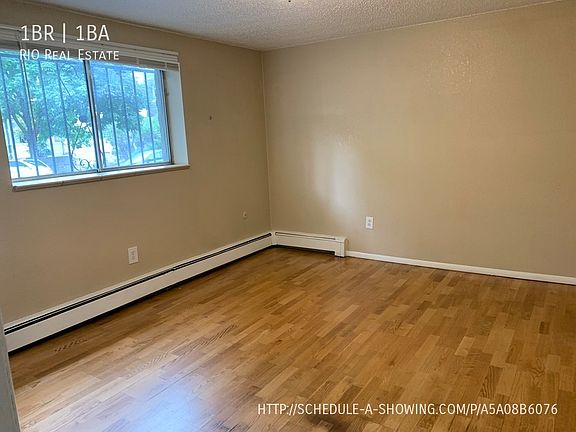 4th image of 1148 N Washington St APT 4