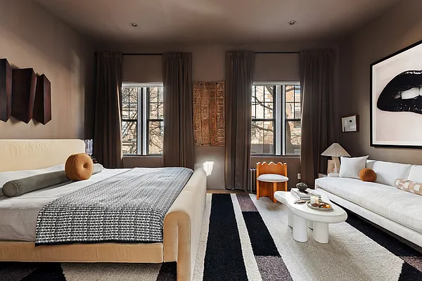 Sold by Compass | media 6
