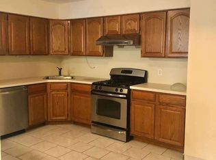 160 Bay Ridge Pkwy #2R, Brooklyn, NY 11209