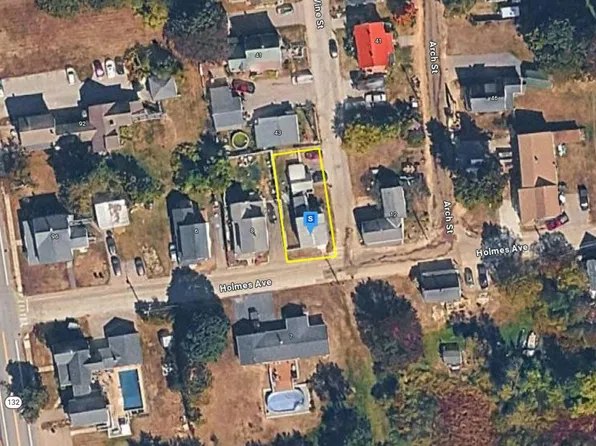 10 Holmes Ave, Northfield, NH 03276