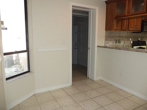 4th image of 13805 Mill Cove Cir