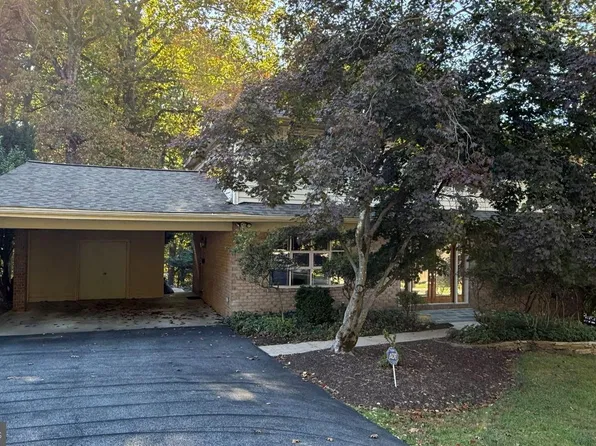 7218 Denberg Rd, Baltimore, MD 21209