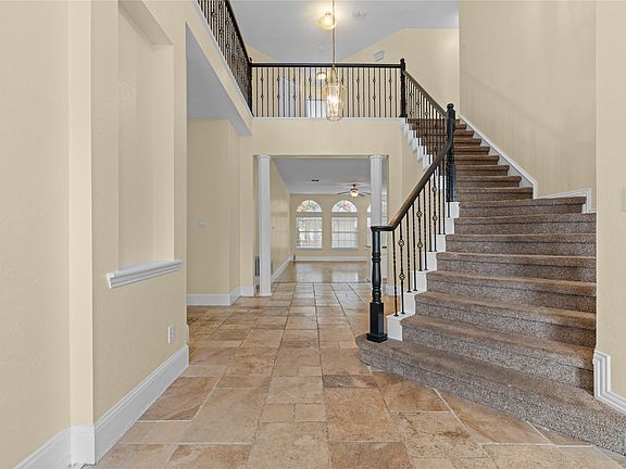 4th image of 3607 Flagstone Dr