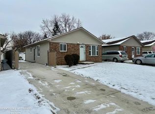 19790 E Forteen Mile Rd, Roseville, MI 48066
