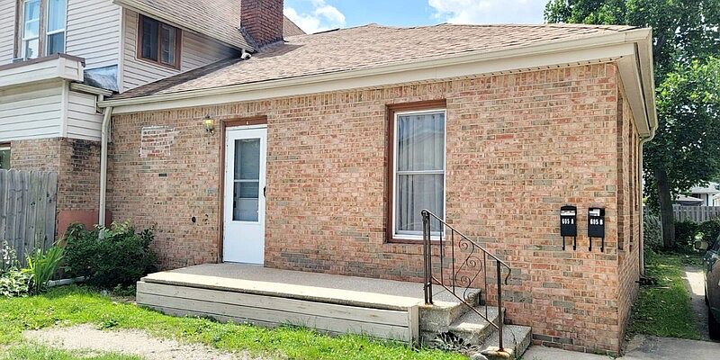 1st image of 605 Liberty Dr #A