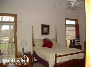 11500 Akins Rd, North Royalton, OH 44133