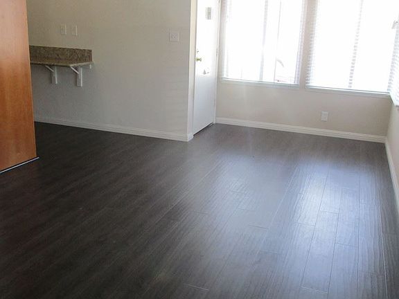 5th image of 5904 E Ocean Blvd