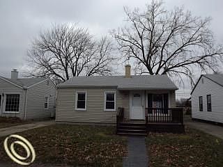 2nd image of 440 W Meyers Ave