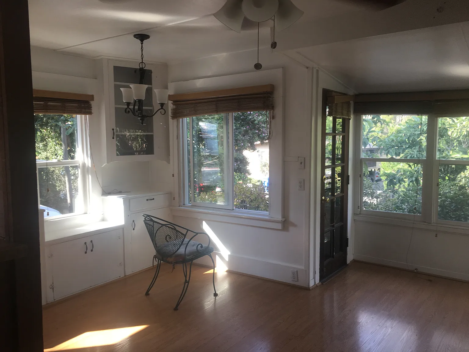 2 bed, 800 sqft, $3,600 — Photo 4