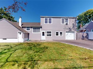 251 Liberty St, Deer Park, NY 11729