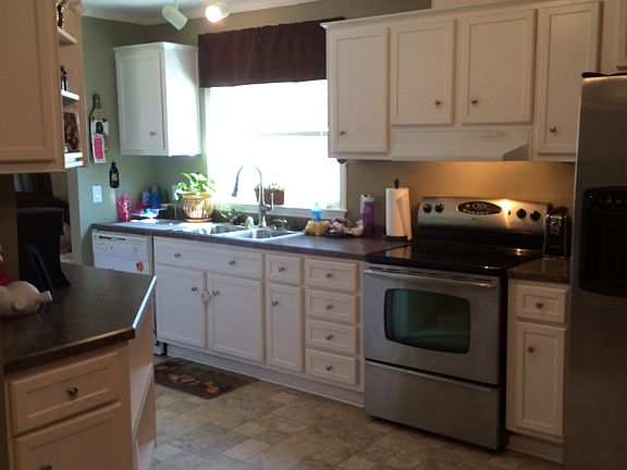 4th image of 25481 Poirrier Ln