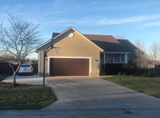 20982 W 227th St, Spring Hill, KS 66083