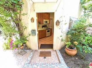 341 S Palm Dr, Beverly Hills, CA 90212