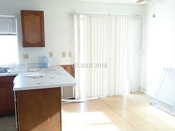 2nd image of 908 Palo Verde Dr