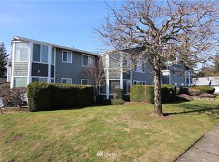 105 Fairside Dr APT 1F, Lynden, WA 98264