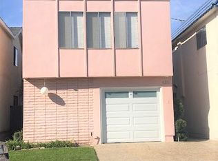 135 7th St APT 1, Seal Beach, CA 90740