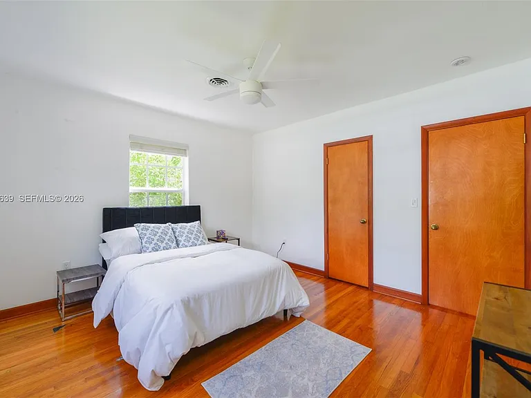 3031 SW 2nd Ave — Photo 22