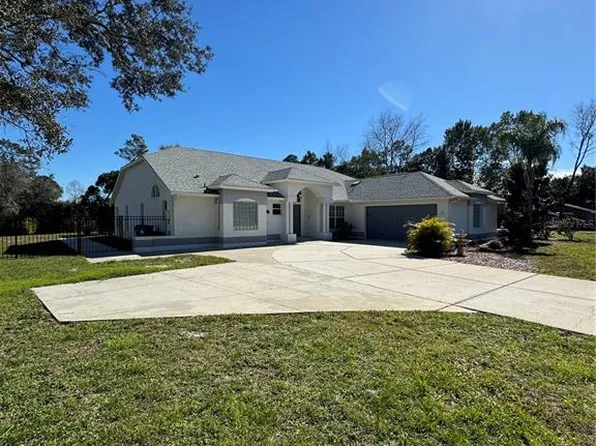 7565 Jomel Dr, Weeki Wachee, FL 34607