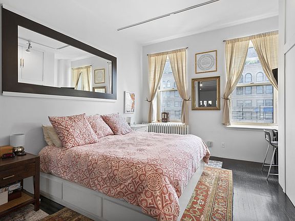 4th image of 395 Broadway APT 9E