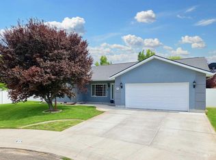 819 Grace Dr W, Twin Falls, ID 83301
